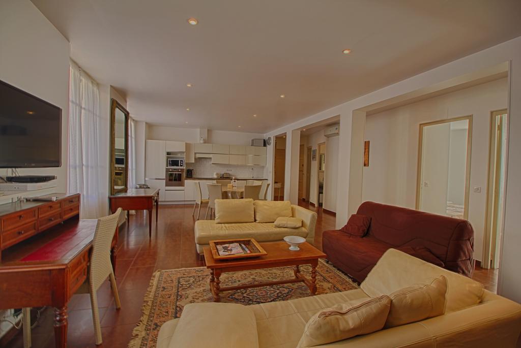 F3 Place Miot Apartment Ajaccio  Bagian luar foto